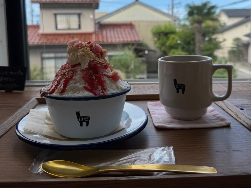 アルパカコーヒーのコーヒーとみるく氷のかき氷